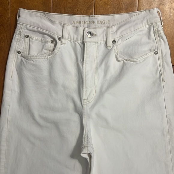 American Eagle Highest Rise Jeans Size 12 Short White Relaxed Casual Coastal - Picture 4 of 16